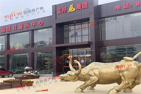 龙都现代城93平套三送南向大车库全明通透户型